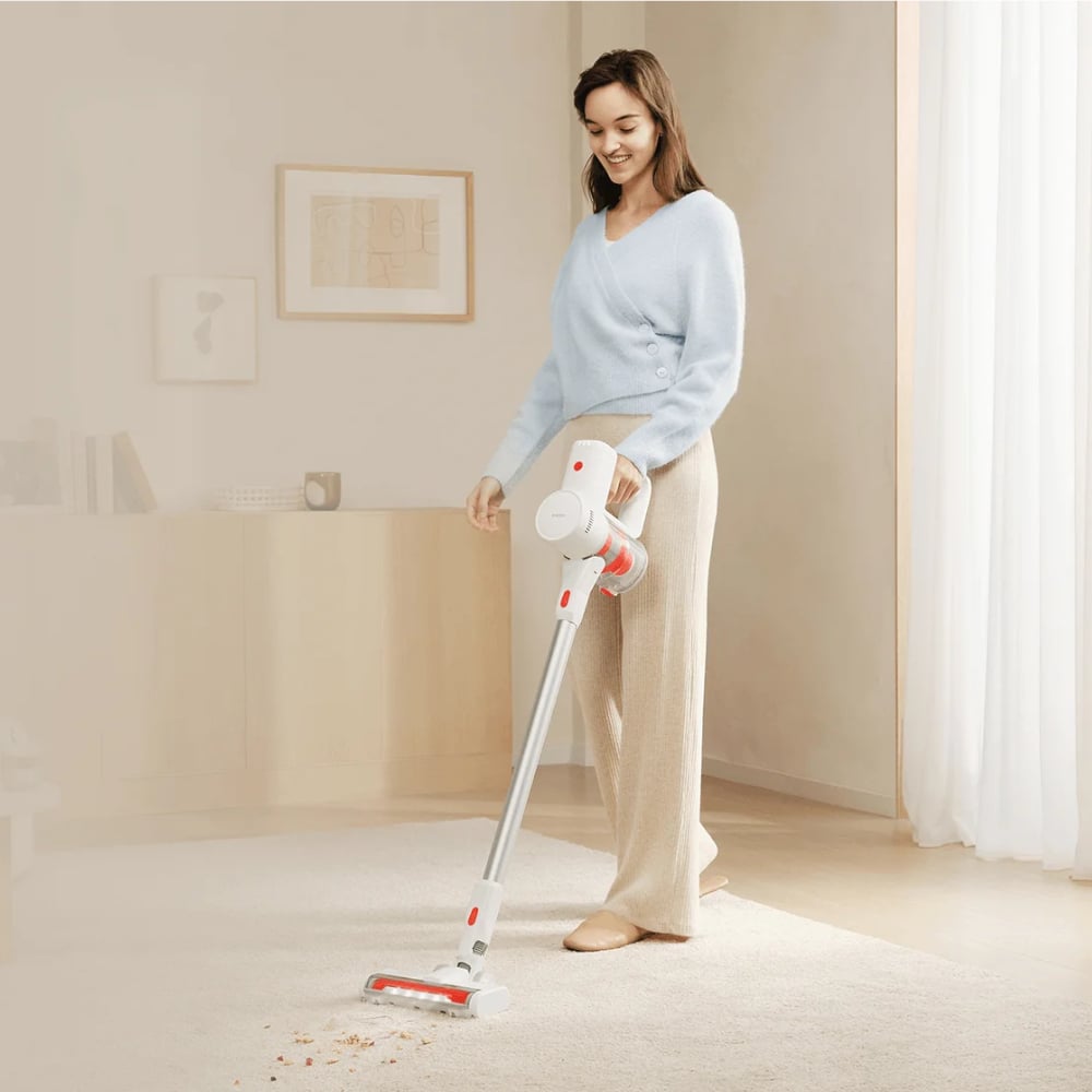 Xiaomi Vacuum Cleaner G20 Lite Get spotless floors with the Xiaomi Vacuum Cleaner G20 Lite. Features 18,000Pa suction for a thorough clean, even in hard-to-reach spots. R 2309.00 Xiaomi